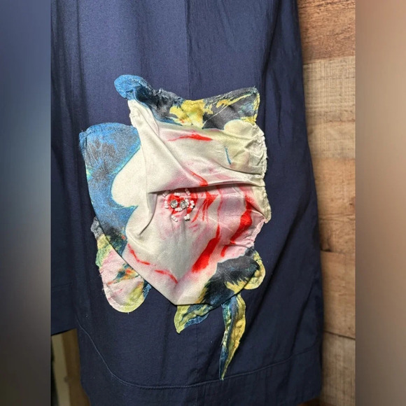 🌻 Soft Surroundings Ella Floral Appliqué Tunic Top Navy size Small - Picture 6 of 11